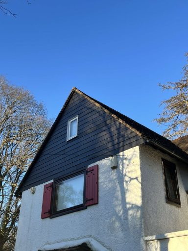 Hardie Plank gable end